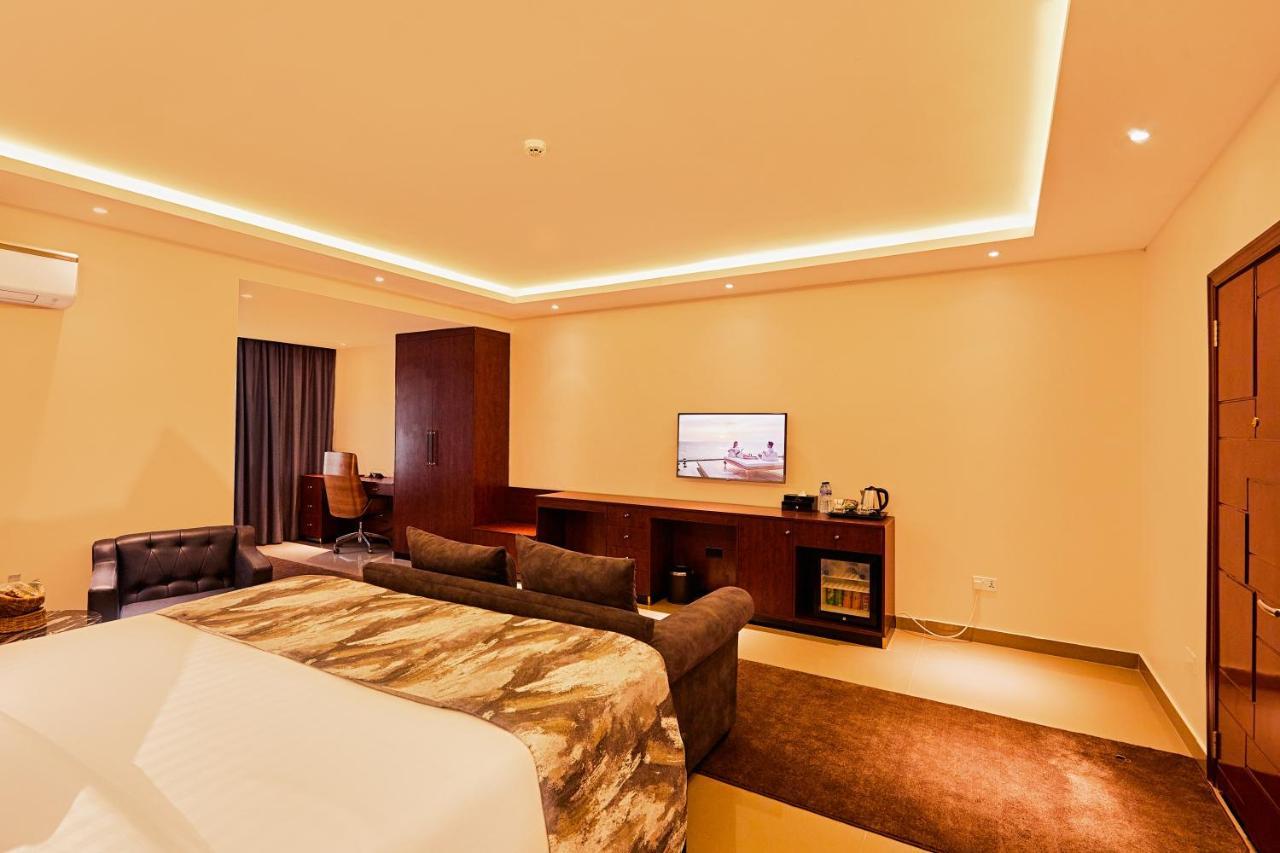 The Yacht Hotel Sea Front Lekki Phase 1 Lagos Exterior foto